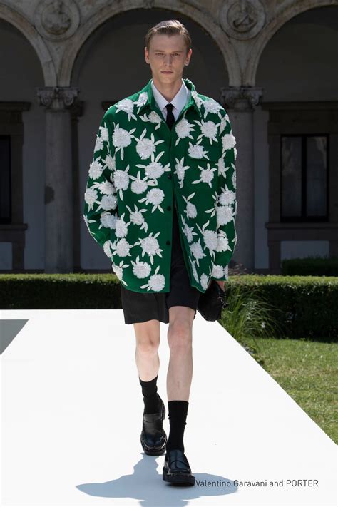 Versace primavera estate 2024: la collezione uomo 